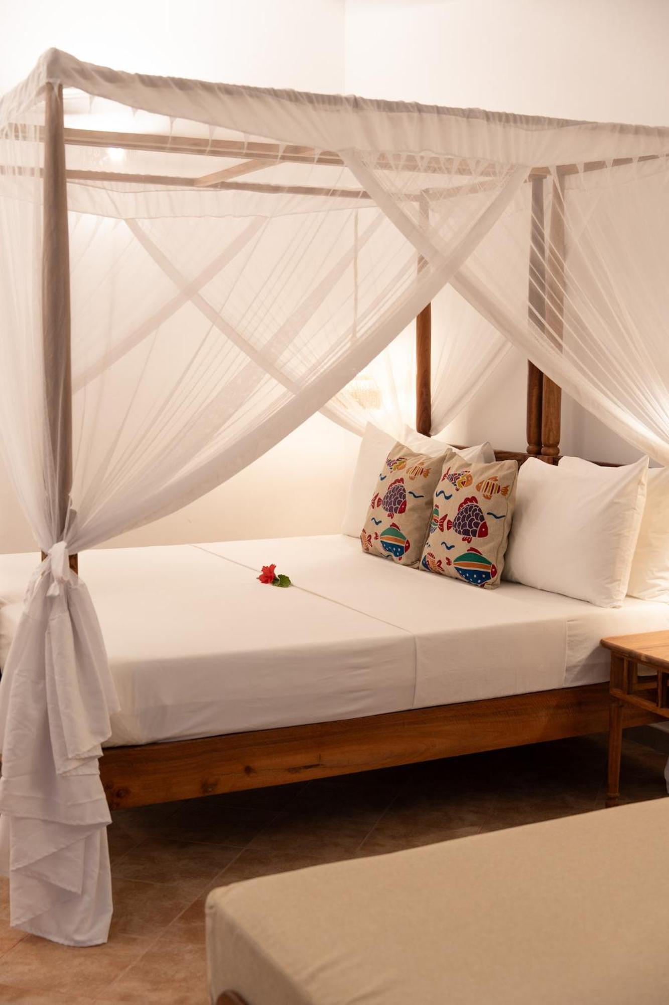 Mvuvi Boutique Resort Kiwengwa  Exterior foto